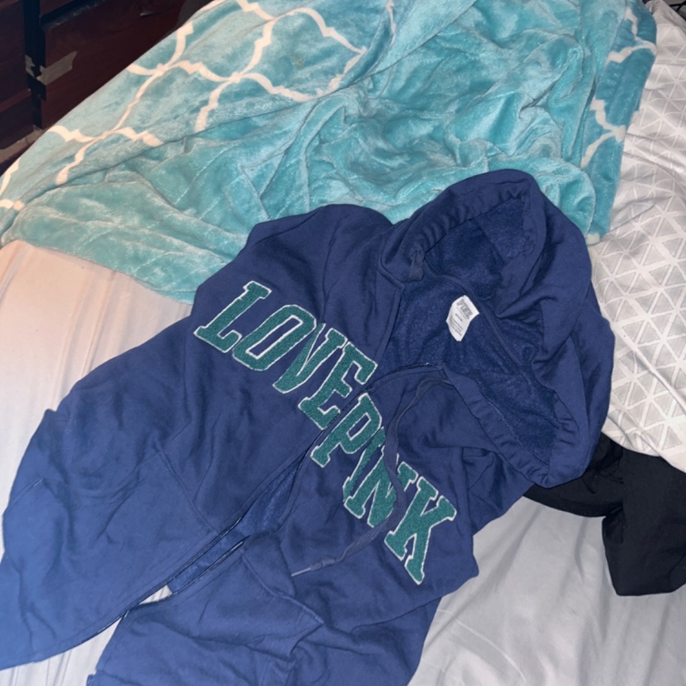 jacket - Picture 2 of 2